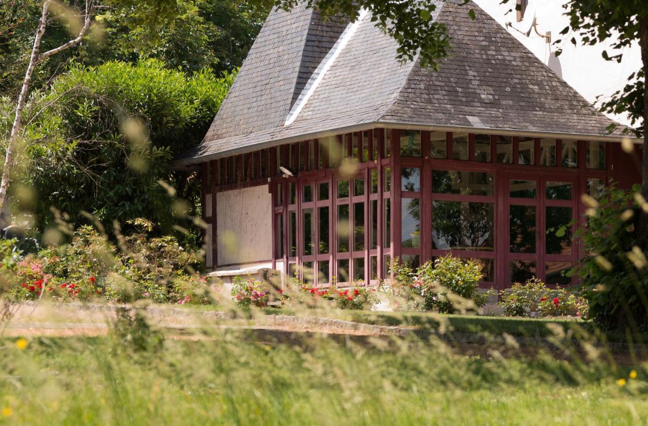 Hotel Le Monde De Charlie Bellerive-sur-Allier Zewnętrze zdjęcie