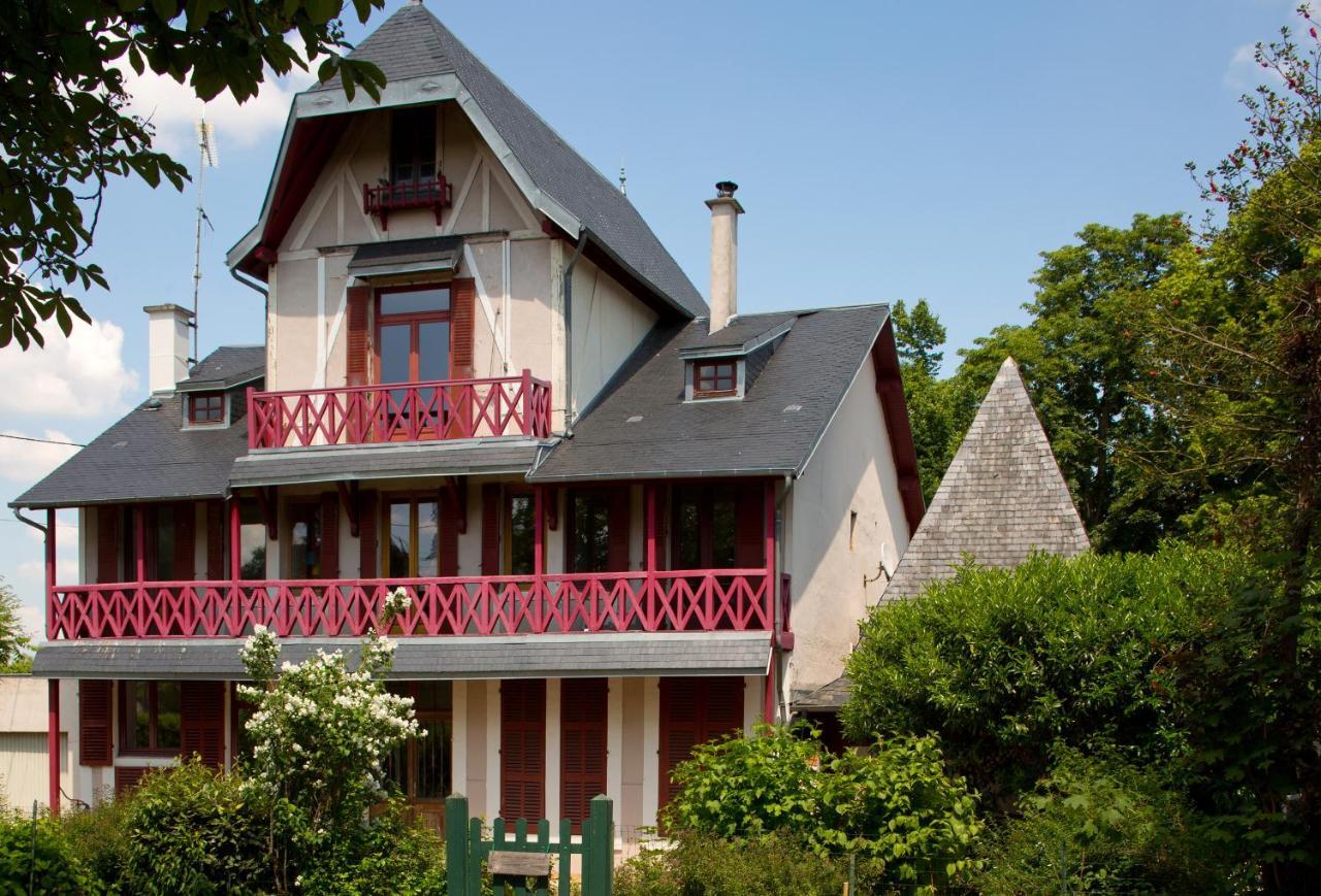 Hotel Le Monde De Charlie Bellerive-sur-Allier Zewnętrze zdjęcie